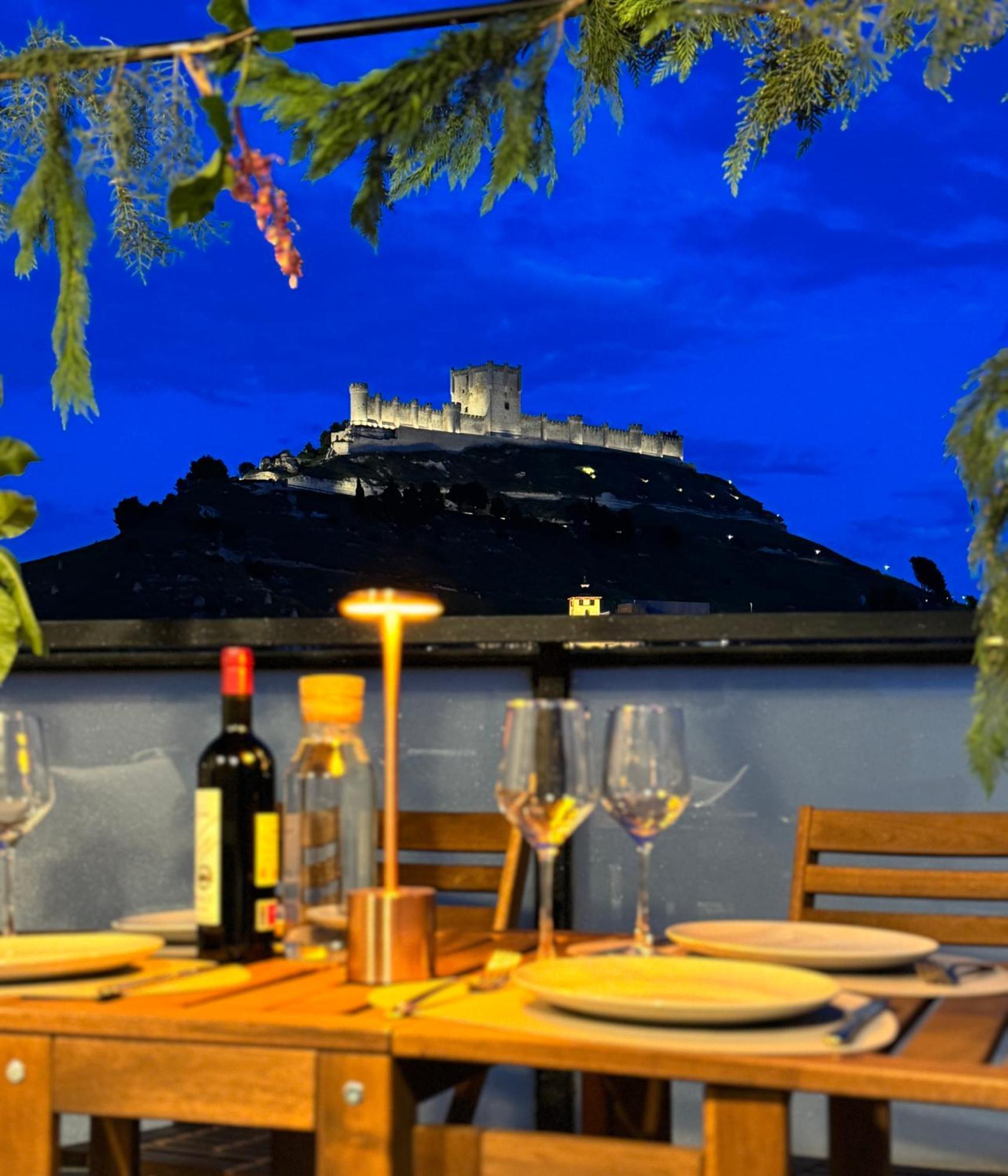 Casa De La Luz Apartment Peñafiel Екстериор снимка